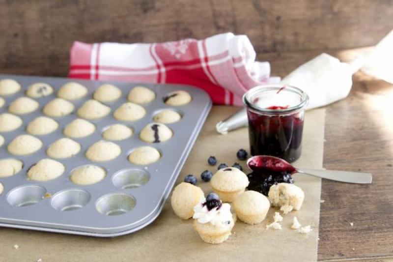 Muffin Konfekt we love baking 48er Form