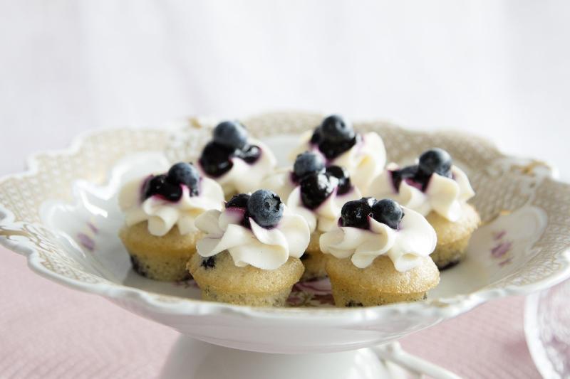 Muffin Konfekt we love baking 48er Form
