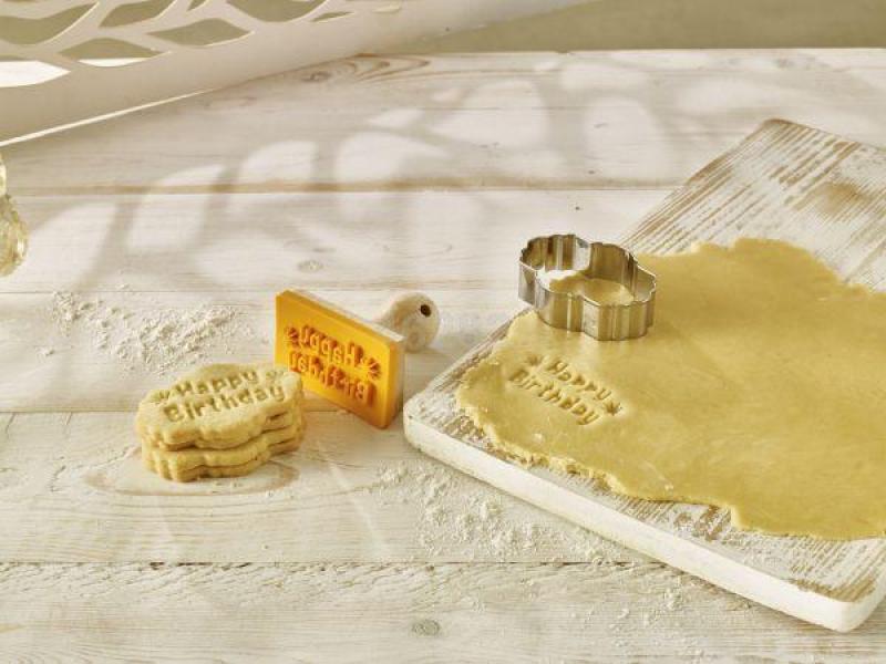 Plätzchen Stempel Happy Birthday 7,5 x 4,7 cm